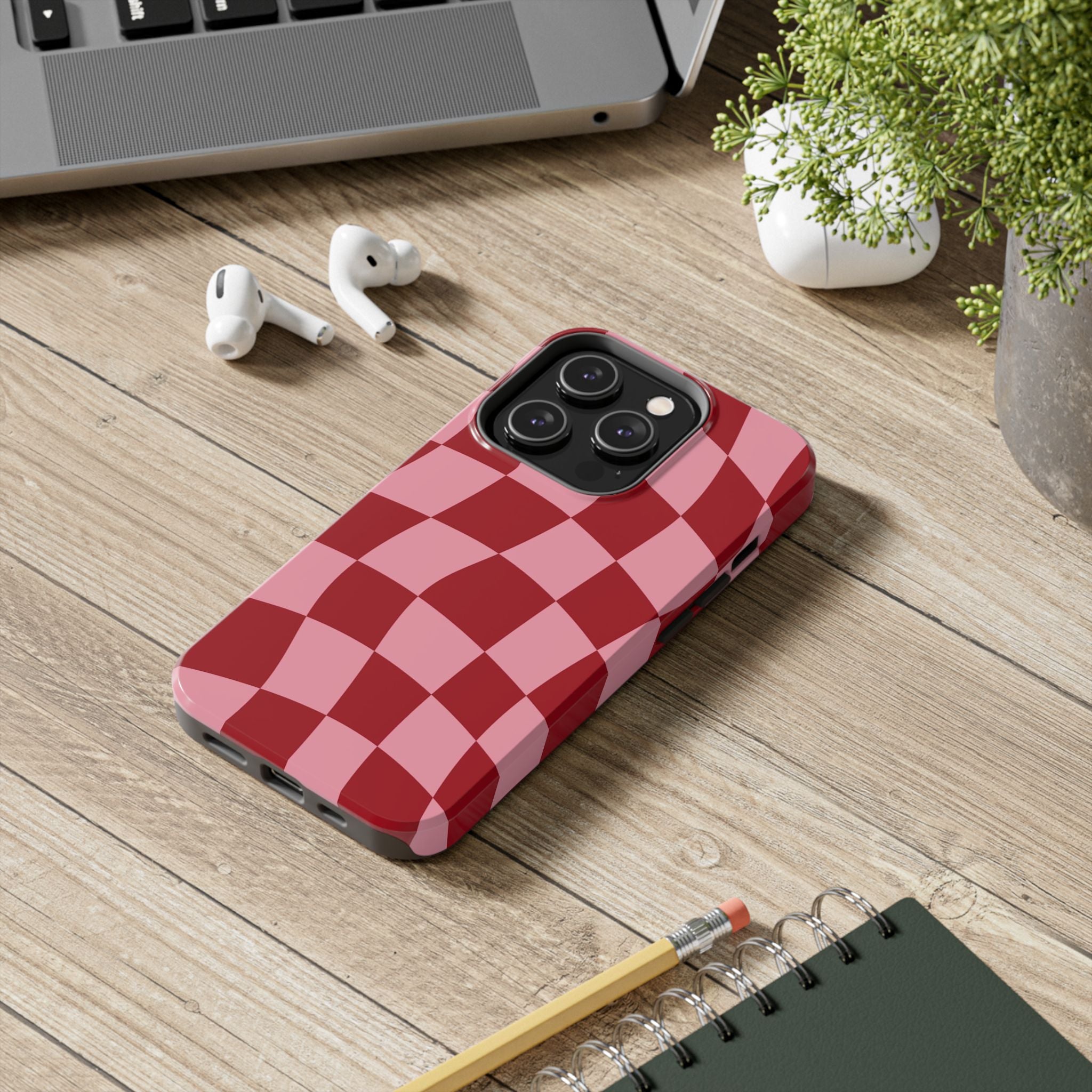 Stylish Checkered Tough Phone Case