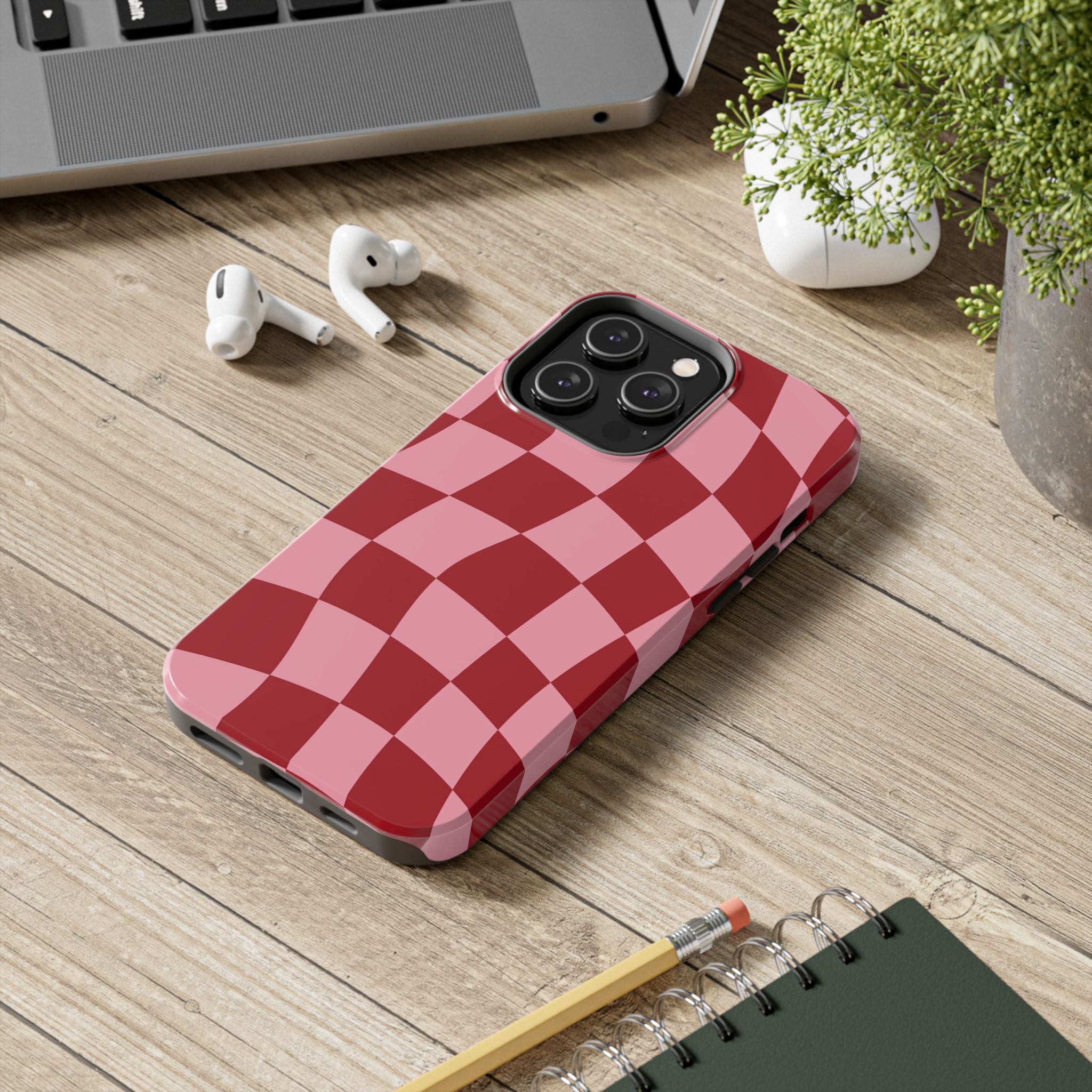 Stylish Checkered Tough Phone Case
